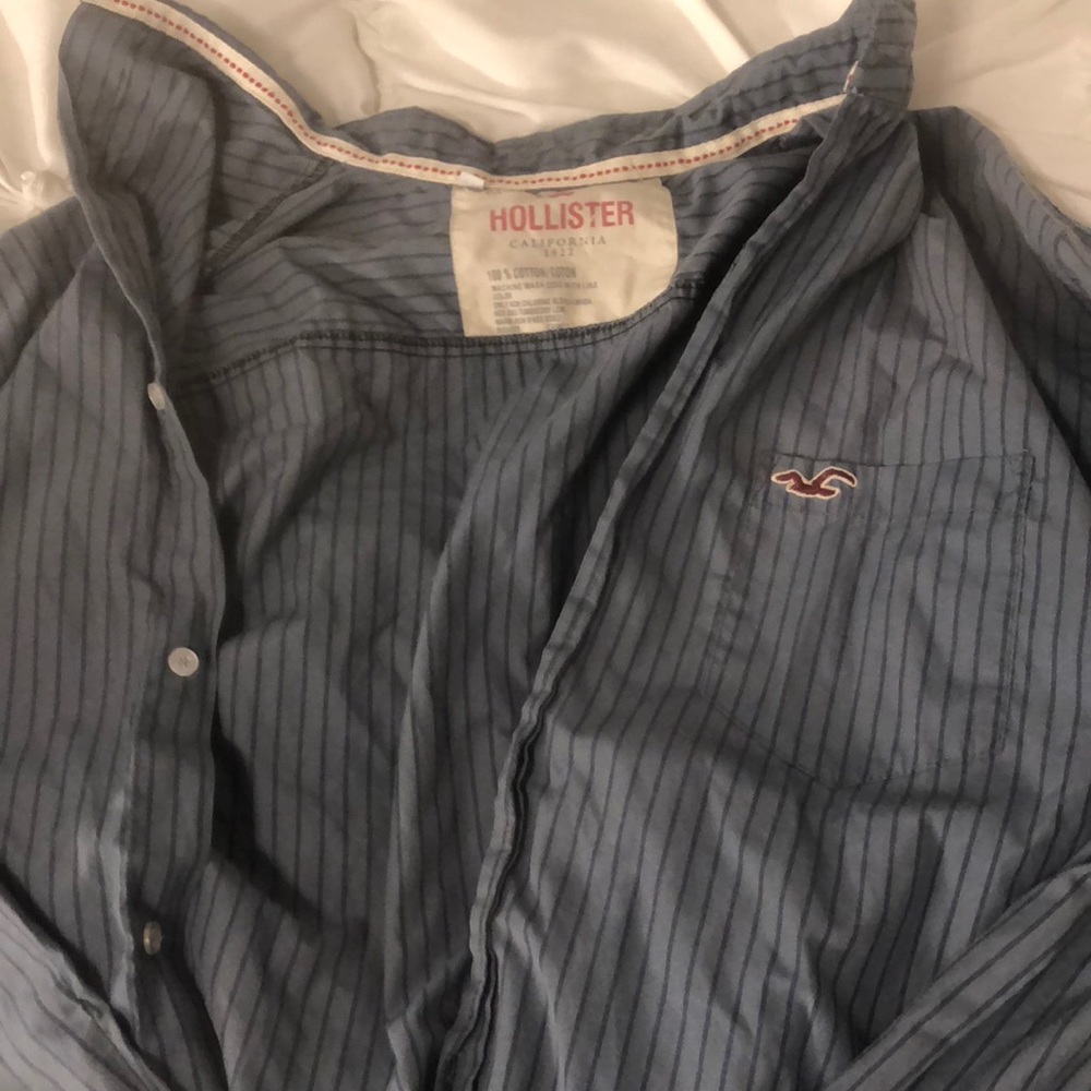 Holister button up Large